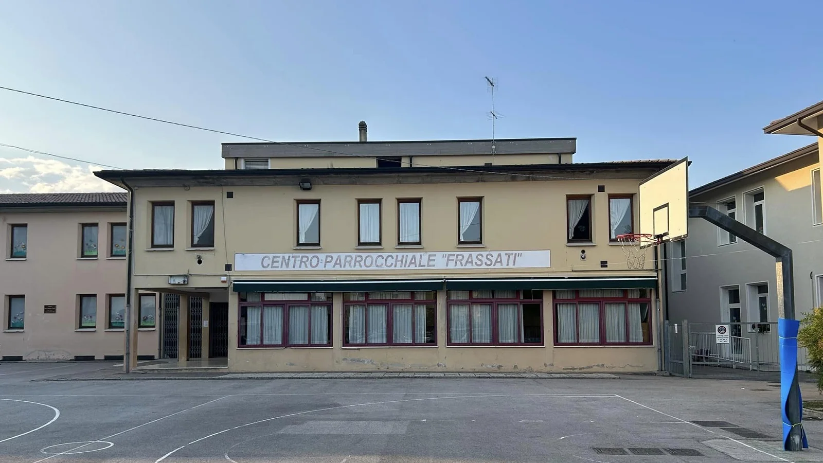 Centro parrocchiale Frassati di Caerano di San Marco